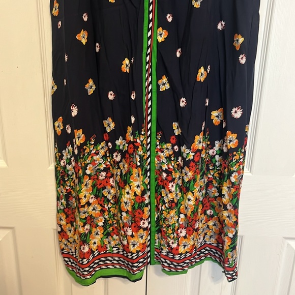 NWT - Love riche Maxi Navy Floral Print Skirt with Elastic Waist and Open Front - Picture 3 of 8